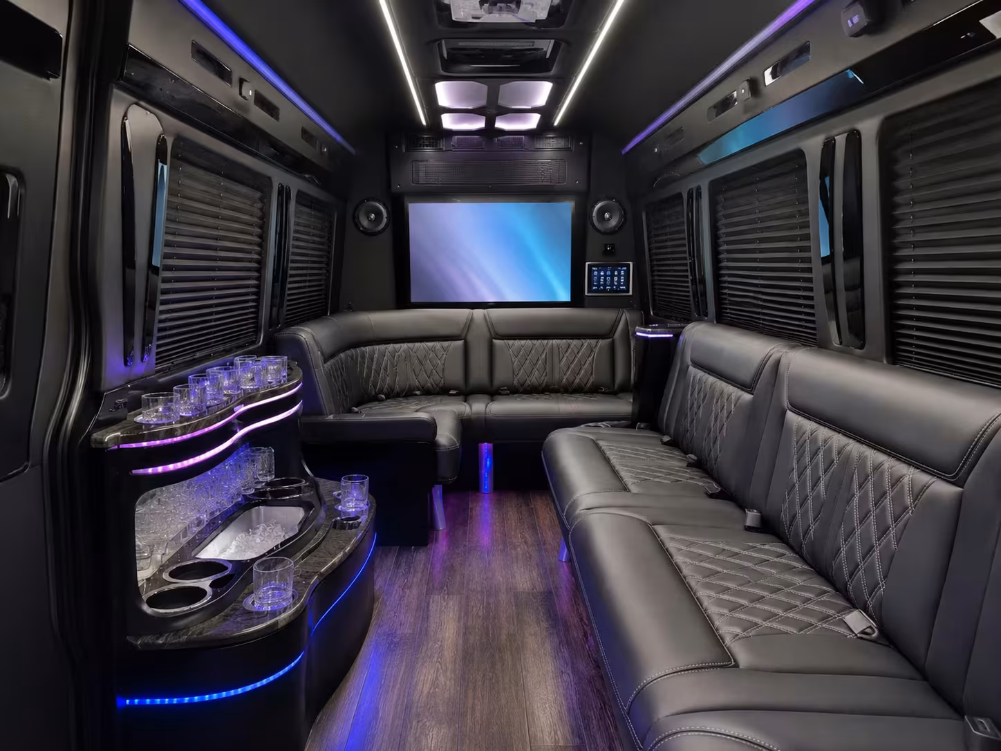 bus rental options for oakland trips