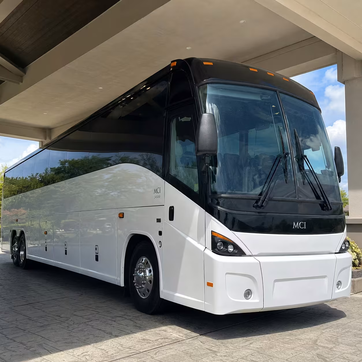 oakland charter bus rentals between oak and sfo airports